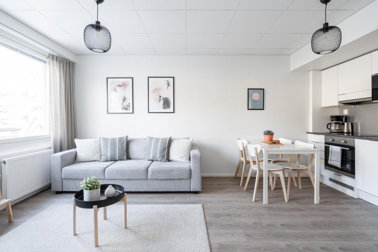 Modern 2Br Apartment With Balcony & Central Location - Hosted By 2Ndhomes タンペレ エクステリア 写真